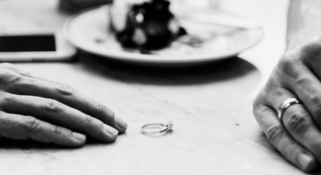 Jak wybrać pierścionek zaręczynowy z diamentem?